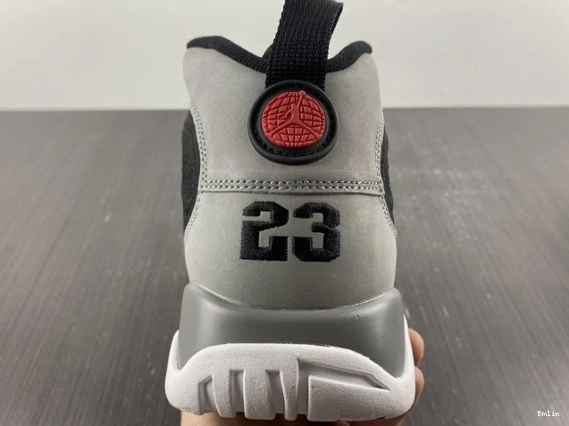 Bmlin shoes Particle Retro CT8019-060 9 Grey Jordan 0804